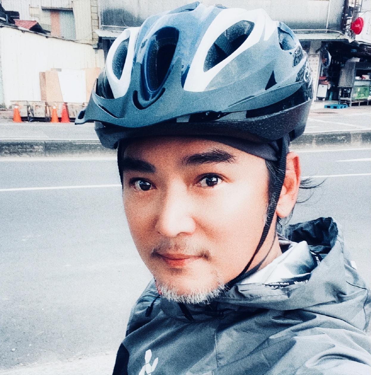 回顾小李飞刀演员境况唏嘘焦恩俊再遇婚变龙小云已长大