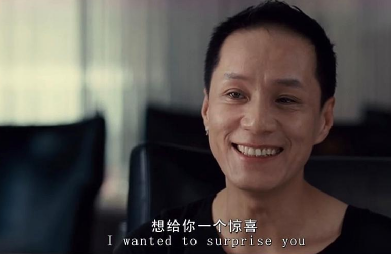 《爱了散了》《阳光普射大地》,2008年在冯小刚的电影《非诚勿扰》中