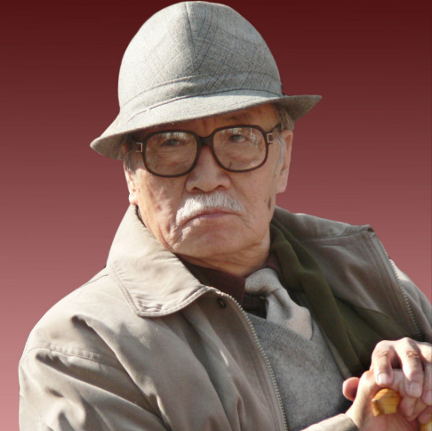 区队长(于绍康饰)嘎子的领路人,在嘎子的成长过程中一直指导和关爱