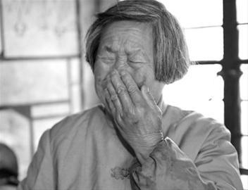 回顾26岁男子脑出血孕妻却非要生产婴儿唤醒植物人父亲