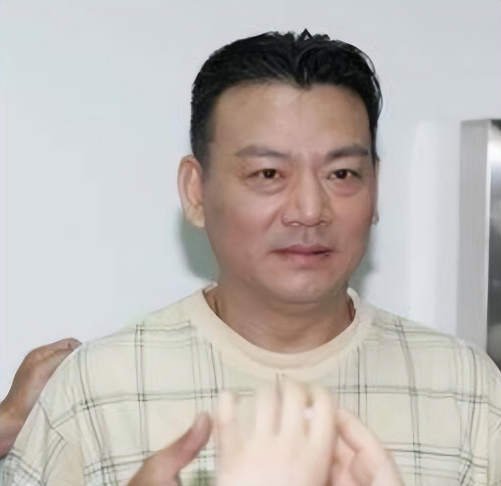 回顾内地影坛风光不再10位打星现状有人英年早逝有人亿万身价