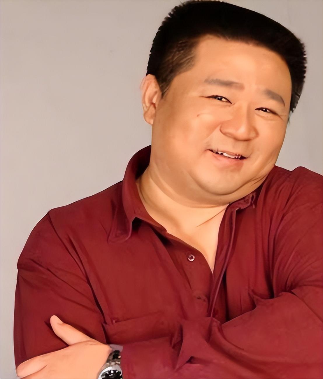 回顾演员梁冠华:因饰演狄仁杰走红,曾因肥胖自卑,还被女神倒追