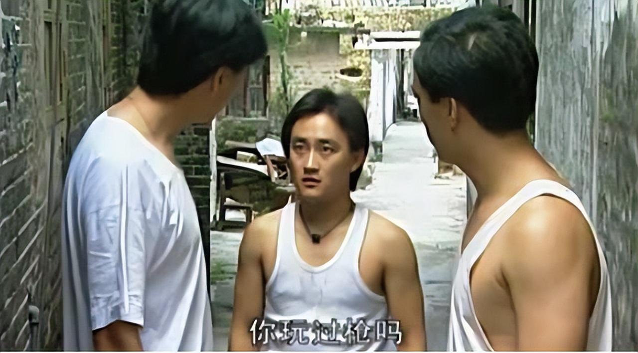 回顾插翅难逃主演现状豪哥发福变老小弟杨吉光晚年最惨