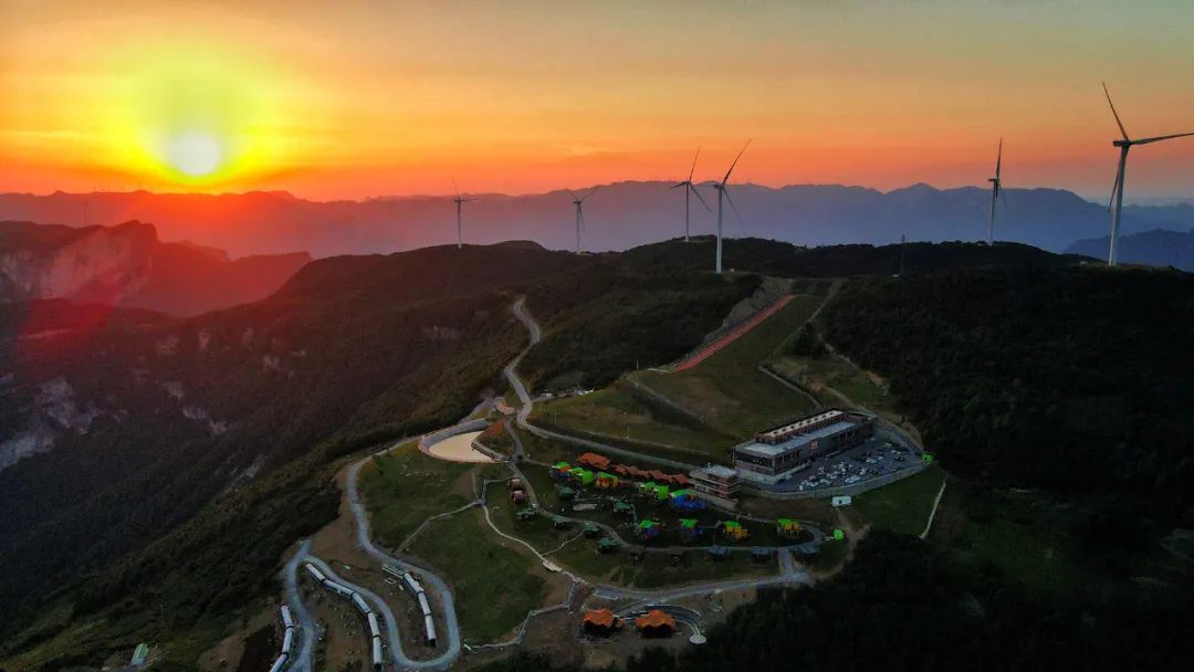 湖北五峰独岭云顶酒店,再添网红打卡点