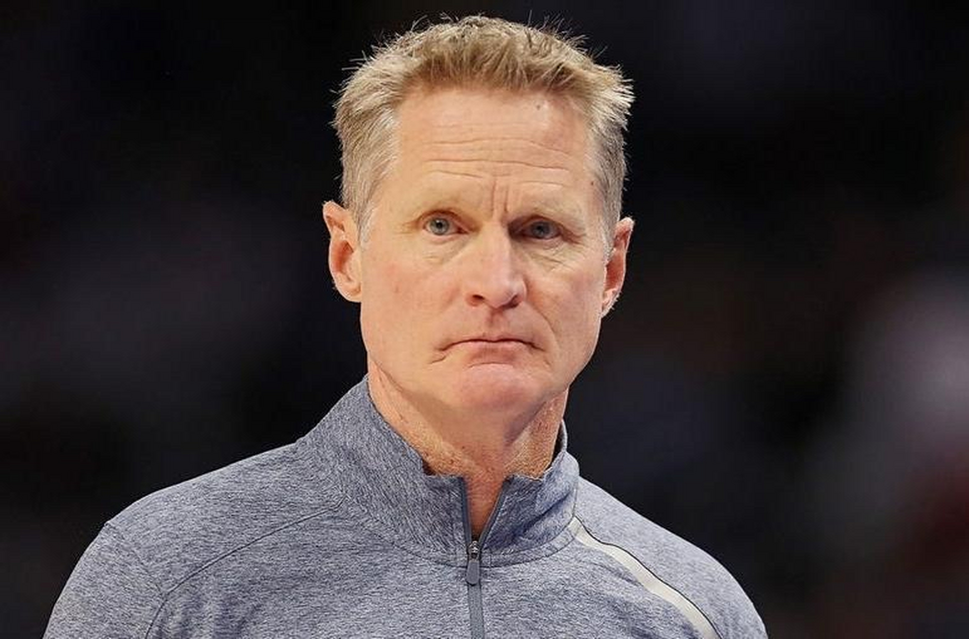 比起汤普森,其实勇士队,更应该走的人是科尔: 1.