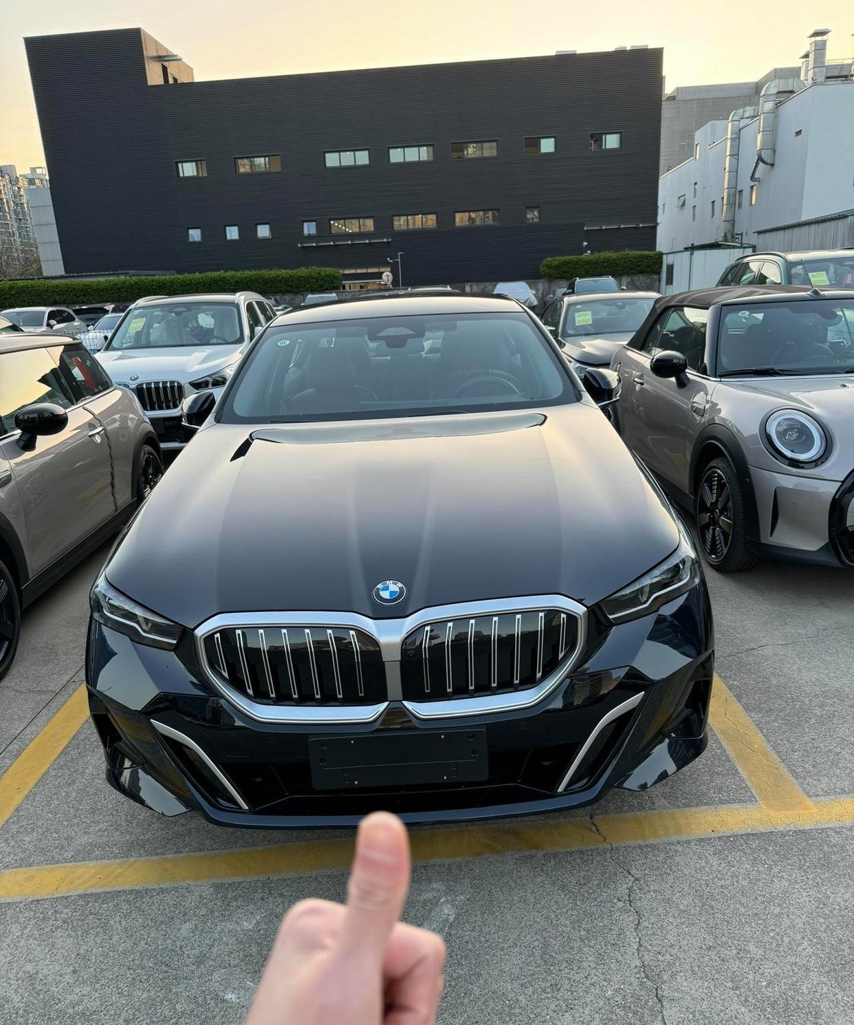 从荣威换到宝马530,这提升速度简直让人瞠目结舌,敢