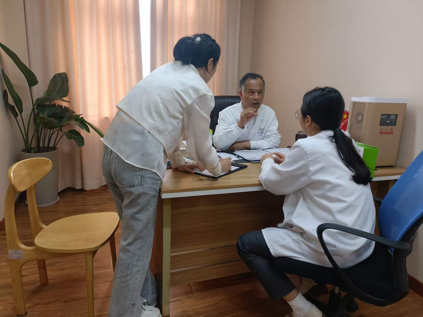 山屿海医生零距离,健康从此没距离