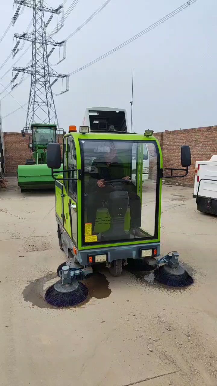 二手电动扫地车 二手扫路车 二手洗扫车 二手吸尘车 二手清扫车