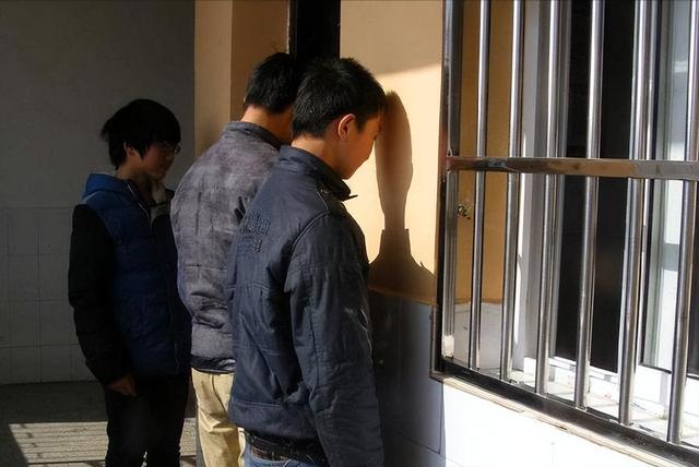 老师体罚学生,到底是为了自己,还是为了学生?