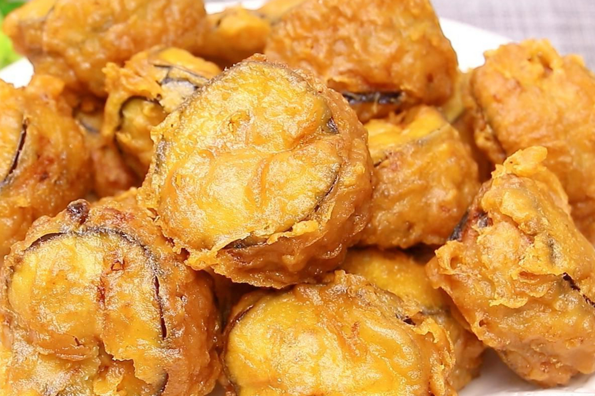 [原文:香酥茄盒,一口下去,美味.