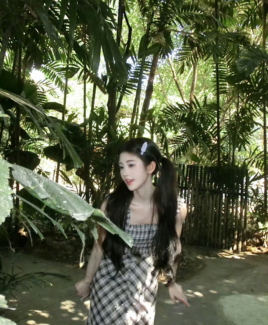 鞠婧祎夏日双马尾可爱又漂亮是夏天的味道啊