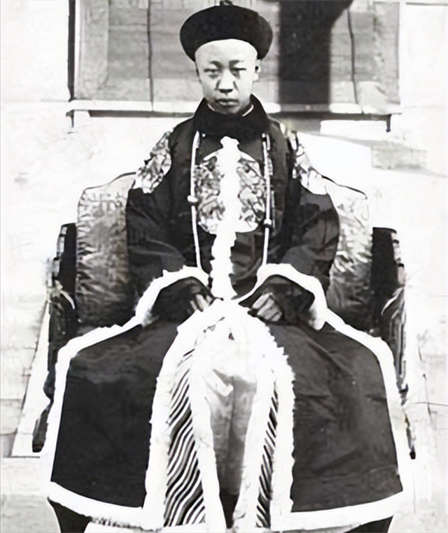 1960年溥杰出狱,想接日本妻子来华,周总理看过照片后:有个条件