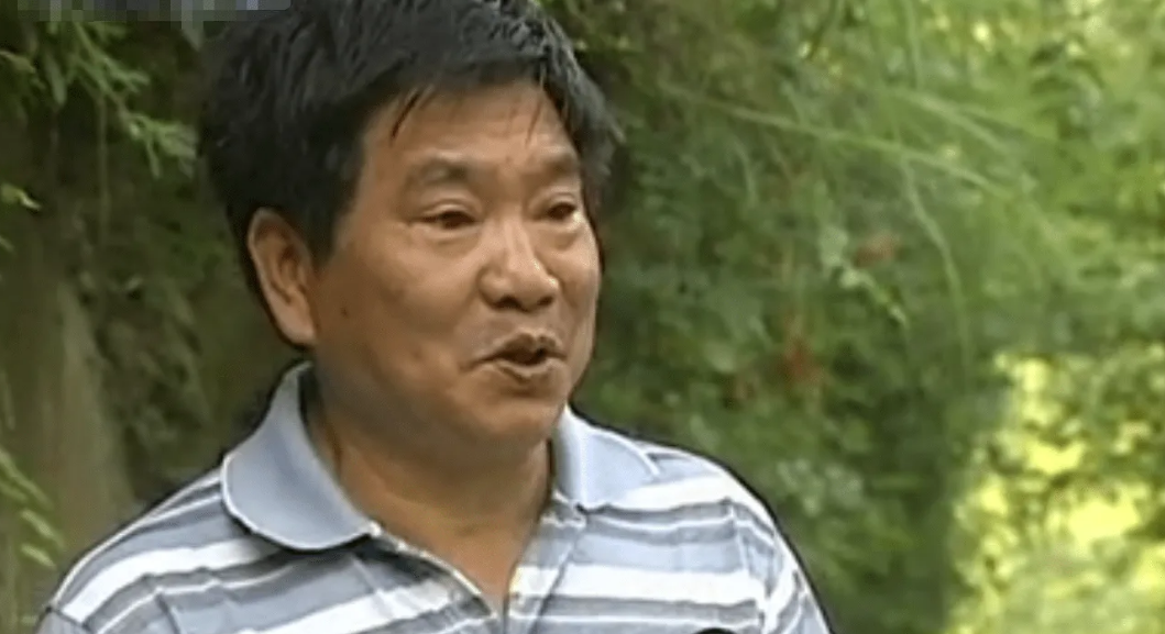 回顾四川富翁,百万家产给前妻,带小24岁娇妻进山,多年后年入400万