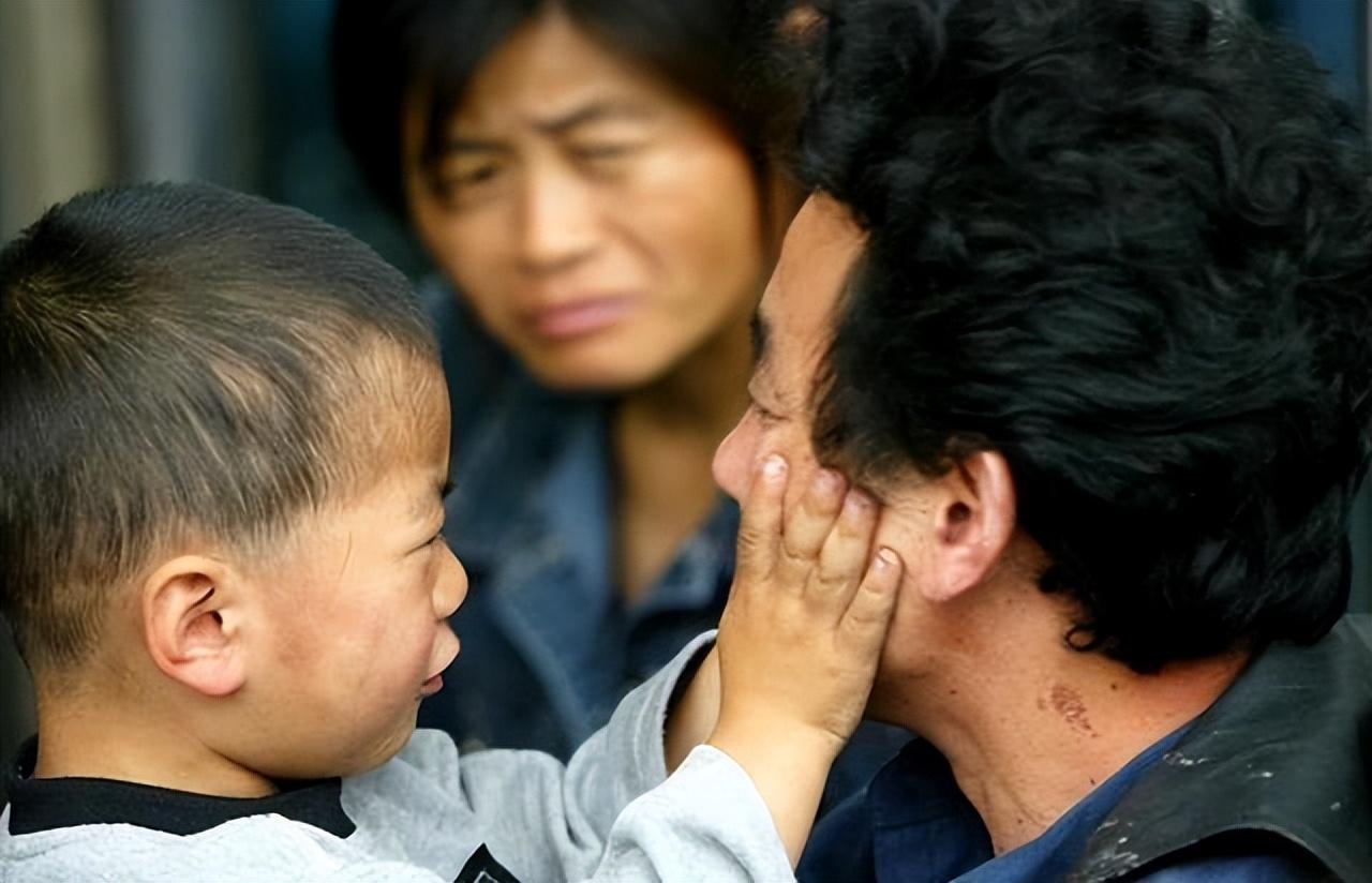 1984年四川3岁男孩被拐,寻父35年后发现:dna与11岁男孩匹配成功