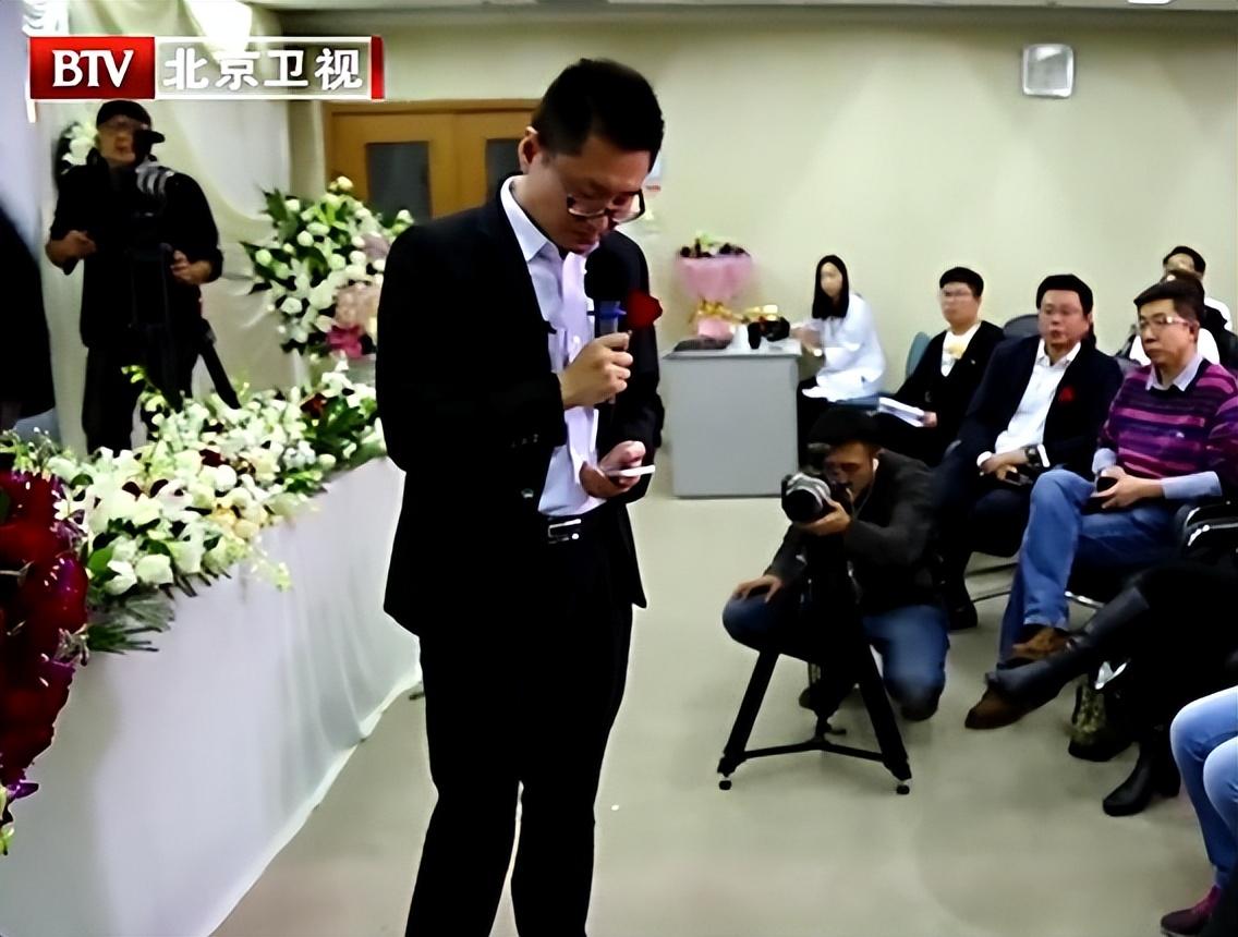 在一切稳步进行的时候,王越带着王亮见了家长.