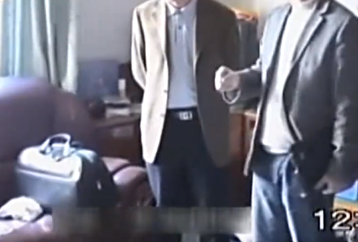 2008年四川千万富翁遇害警方调查发现竟因前妻打人耳光被报复