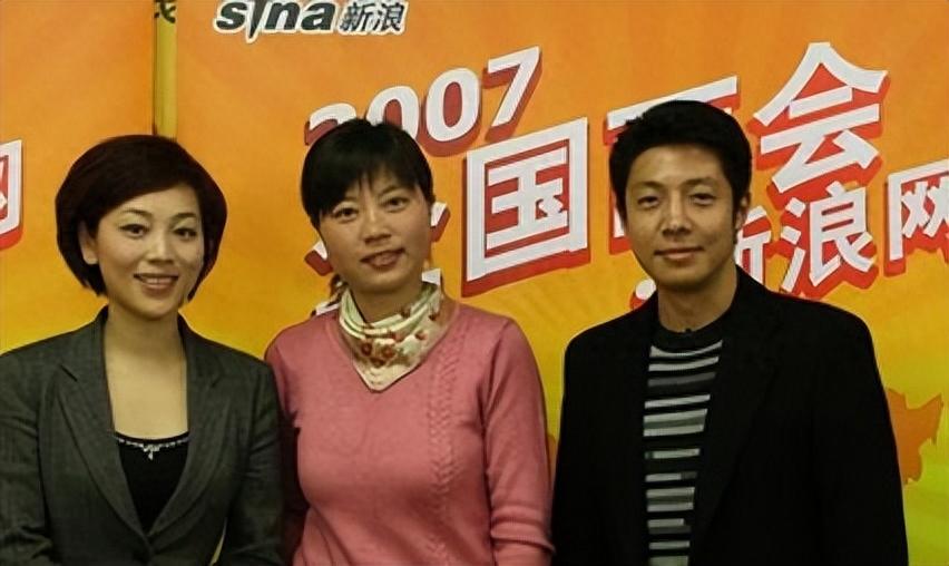 央视主播劳春燕:和丈夫分居17年,怀孕仍要上班,风光背后有心酸