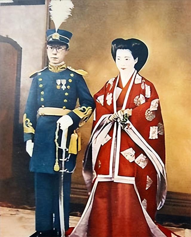 1960年溥杰出狱,想接日本妻子来华,周总理看过照片后:有个条件