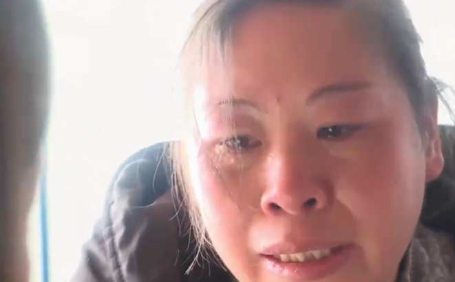 2021年湖南老汉偶遇工友老婆,抬头一看,竟是自己失踪14年的妻子