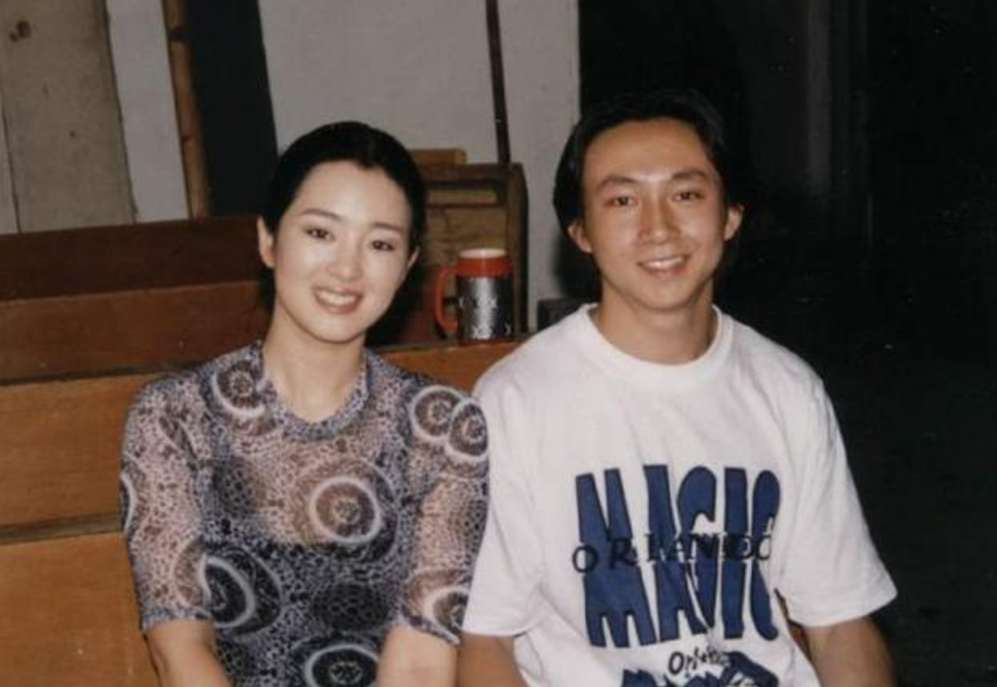 苏可:低调演戏35年,49岁才走红,娶美娇妻生一子,生活