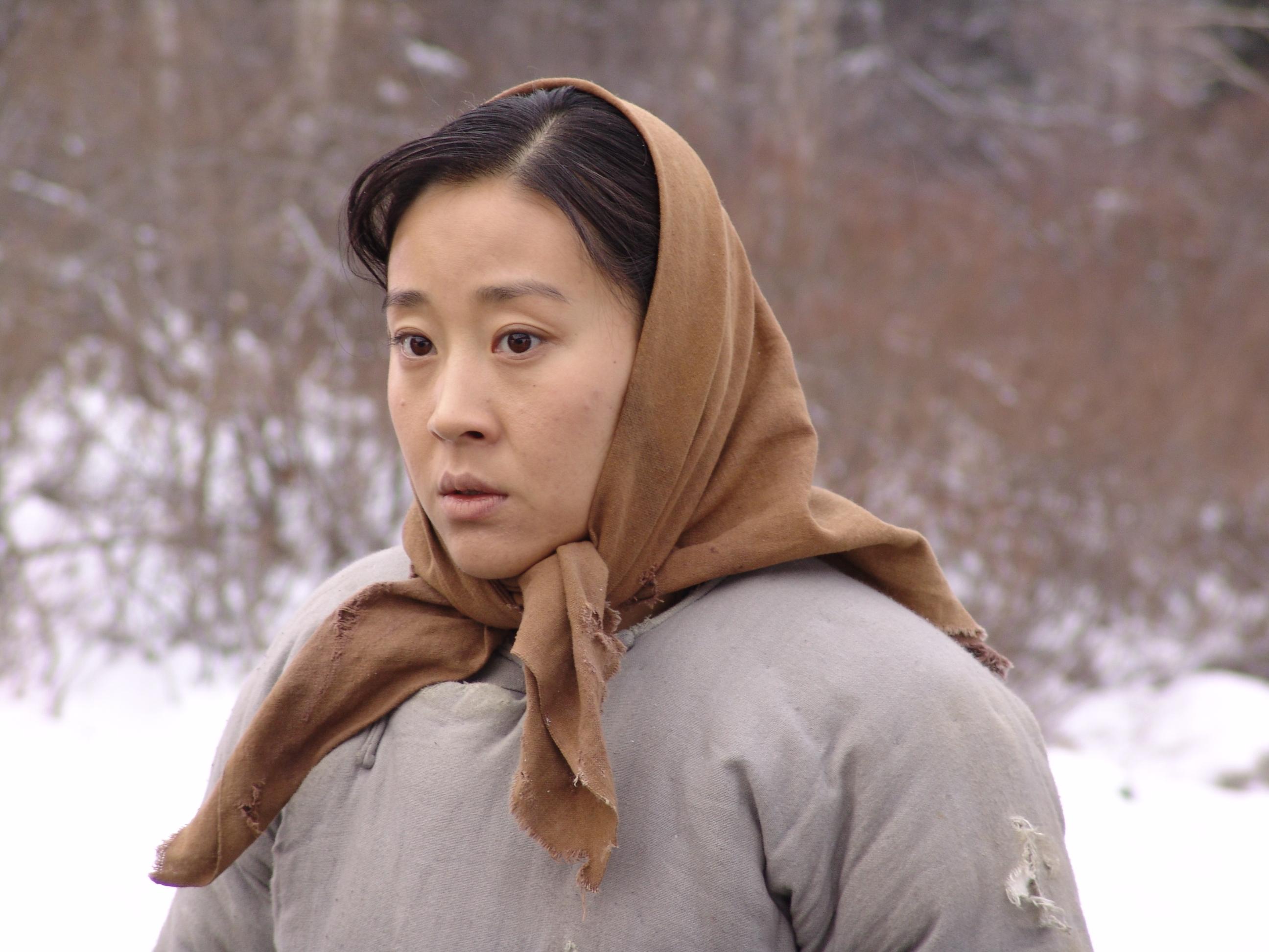 回顾演员苗圃:嫁大19岁富商陈义红,婚后生一男一女如今幸福美满