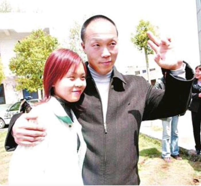 1994年湖北男子杀妻判15年,11年后"亡妻"突然回家,已和他人生子