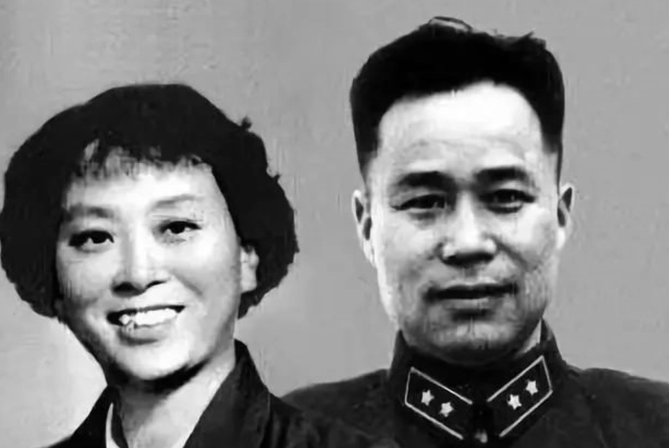 王近山妻子:一封举报信,丈夫从中将降为大校,晚年悔恨不已