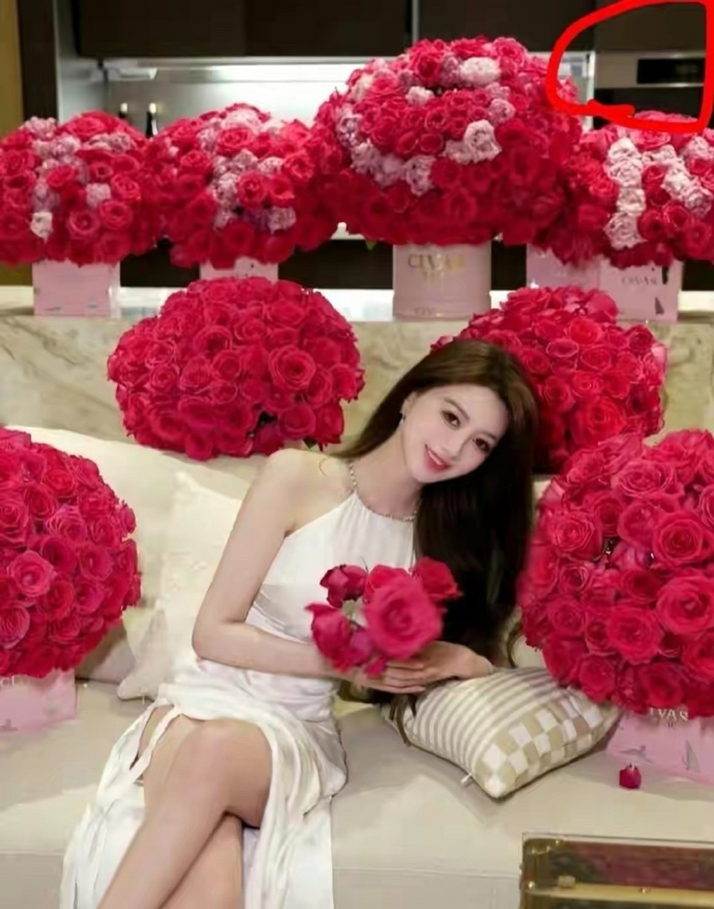 黄晓明,一个在爱的港湾里,为每一任点燃生日蜡烛的情深男子.