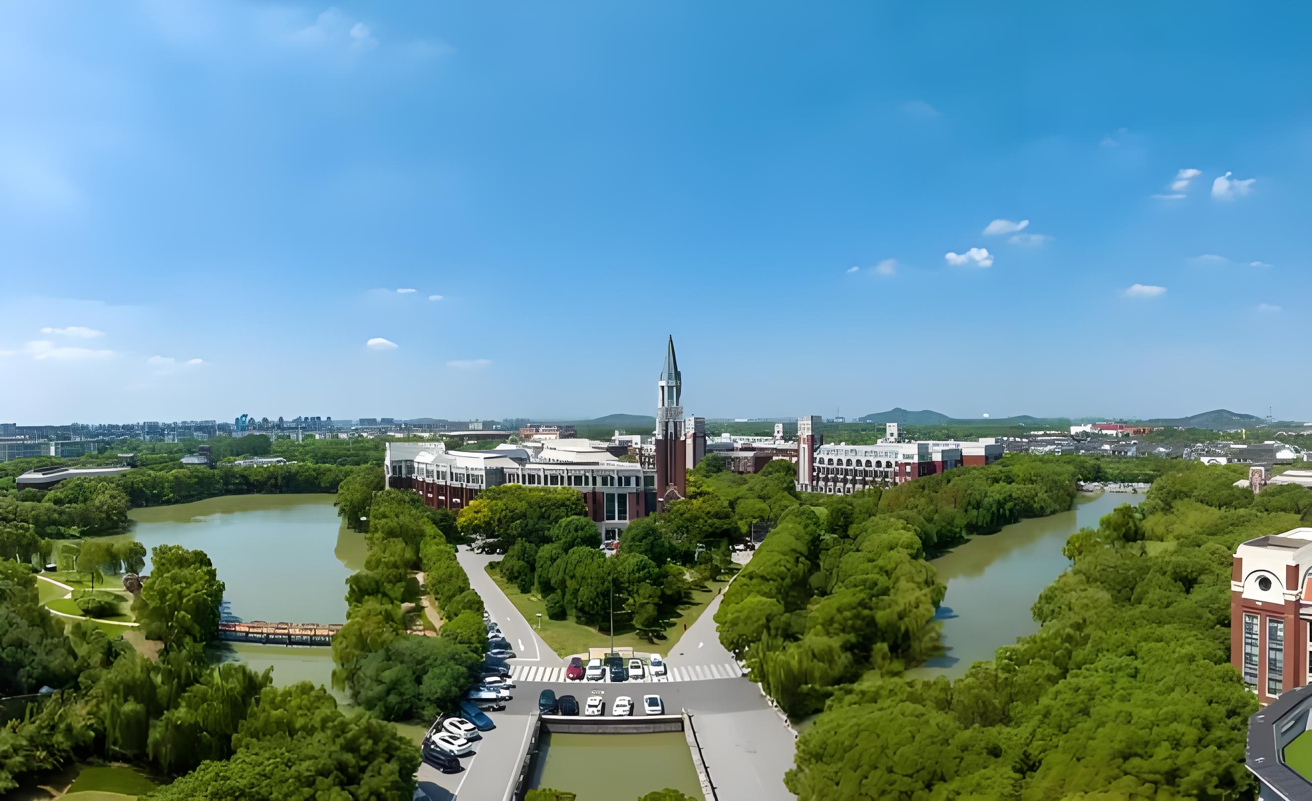 华东政法大学大揭秘:专业冷热门,就业前景如何?