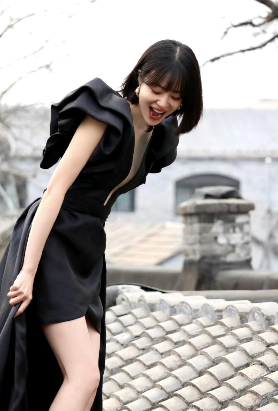 李溪芮发缝大上热搜,网友:原来明星也有这烦恼呢.