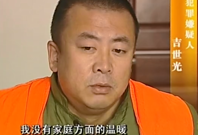 回顾:再看《潜伏》,路人逆袭成大明星,盛乡出狱变化太大