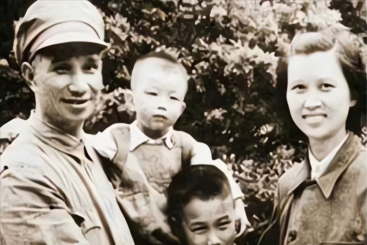 粟裕侄子从南京到北京度假,却遭到粟裕训斥:以后不要老往北京跑