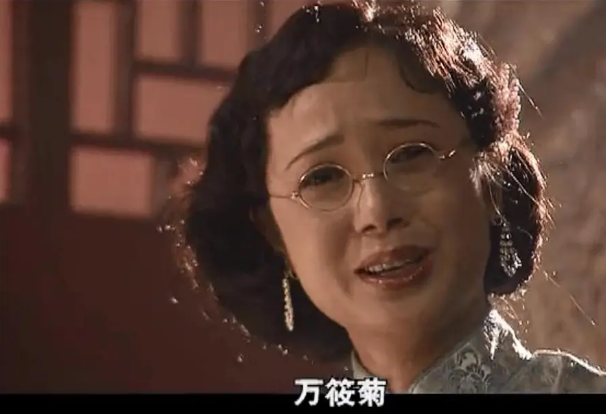 回顾《大宅门》:九红原型活到90岁,小白玉婷长大成一线明星