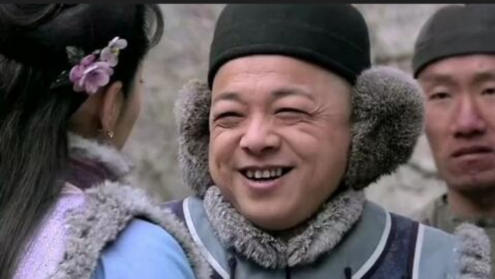 回顾《地下交通站》华丽配角:牛人数不过来,客串的成相声界大佬