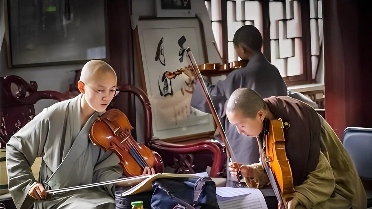 2008年,父母支持985高校的女儿退学当尼姑,14年过去她后悔了吗