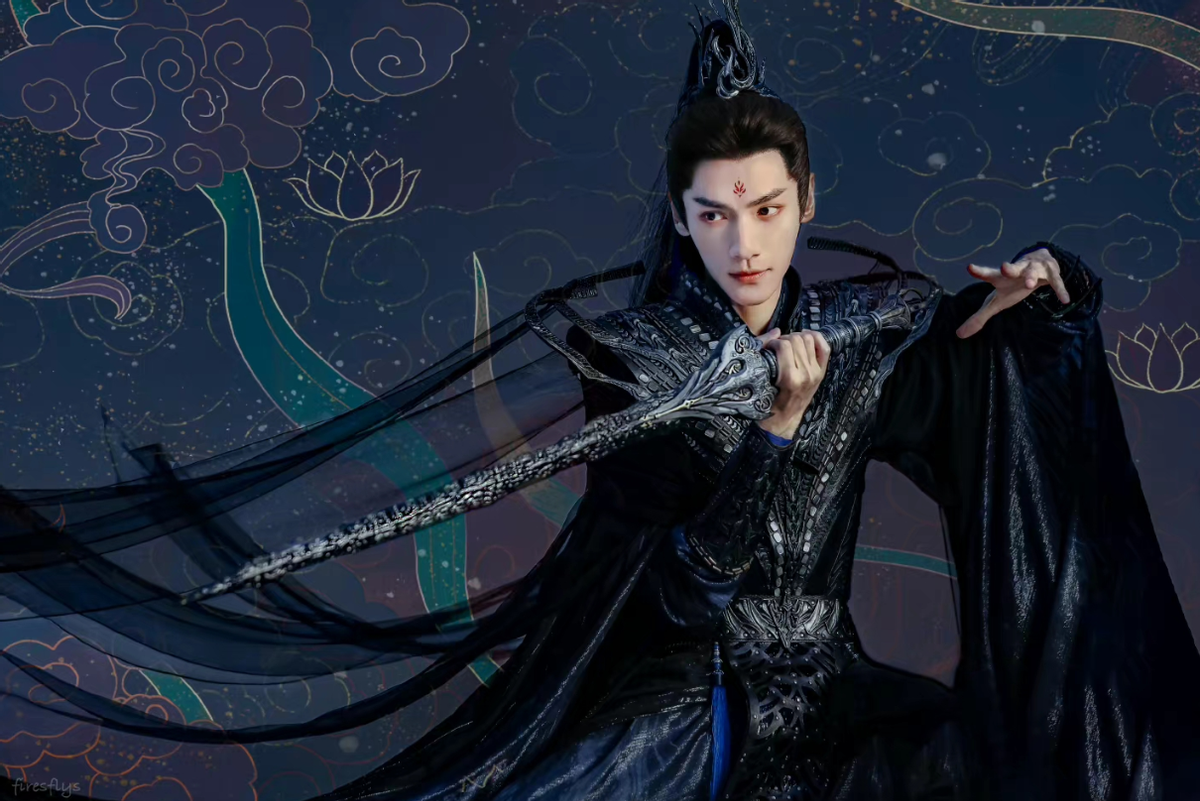 邓伦:饰演男主旭凤