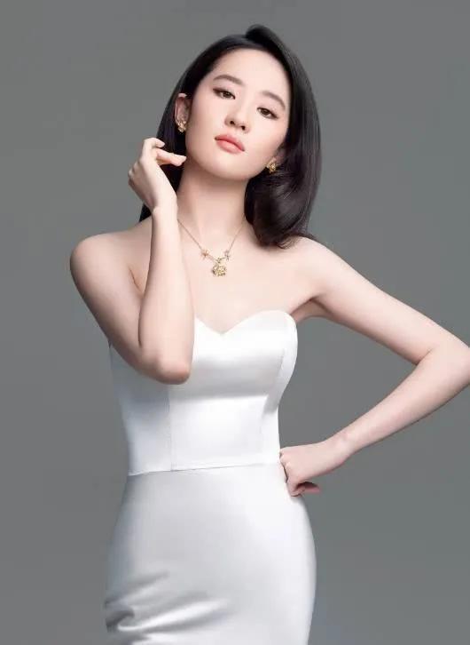 回顾:演员有多拼朱一龙无替身连滚17次,刘亦菲冬季泡水10个小时