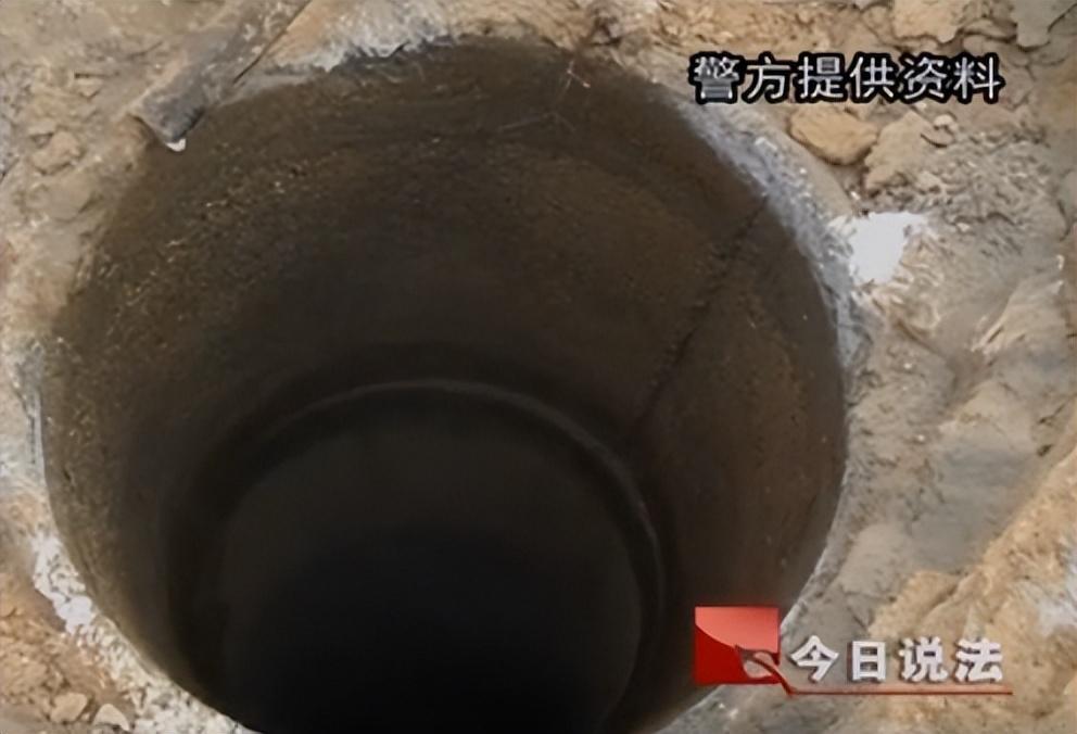 2005年陕西女子在家凭空消失,警方锁定凶手,却发现他早在狱中?