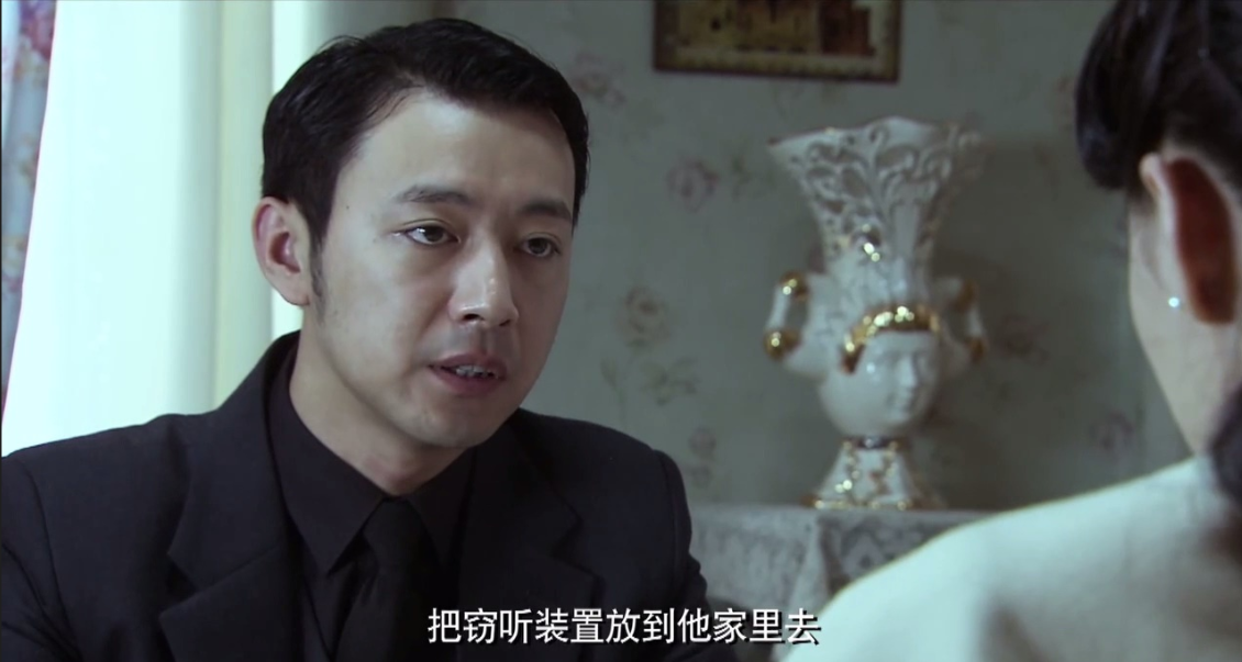 如今曹炳琨接演的影视题材多是这样抗战年代的作品,私生活低调,还没有