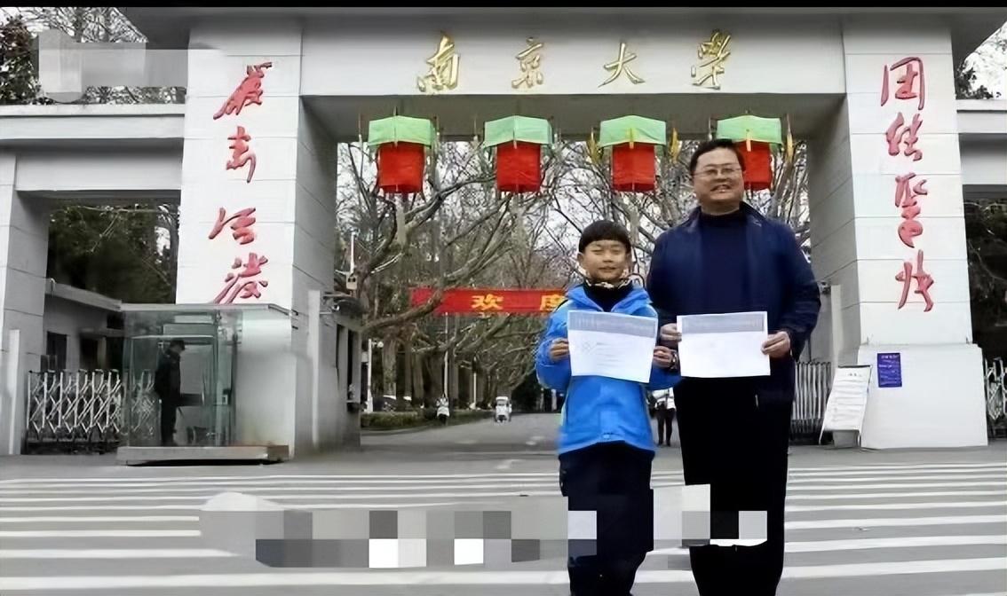 回顾:4岁小男孩被父亲逼迫在零下13度裸跑,现在他有何成就