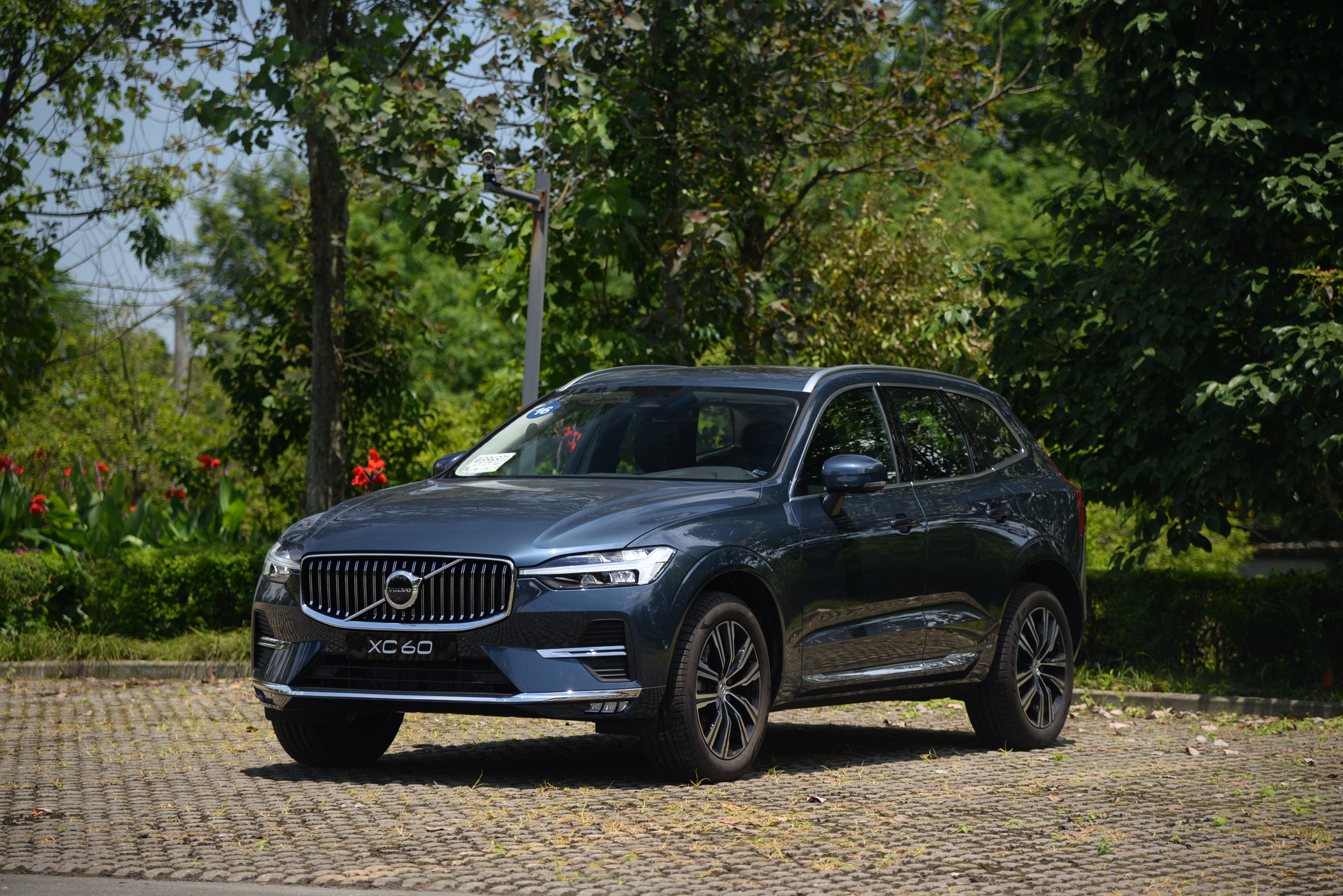 曾经落地近 40 万的沃尔沃 xc60,现在 24 万就能拿下