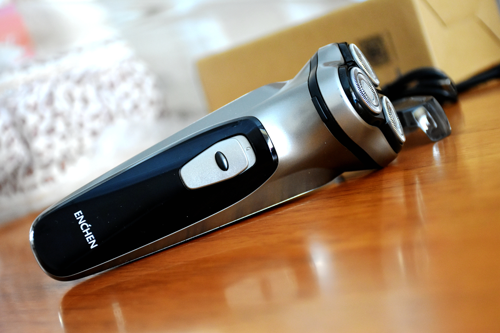 国产剃须刀"出圈"?小米推39元男生剃须刀,品质价格的完美结合