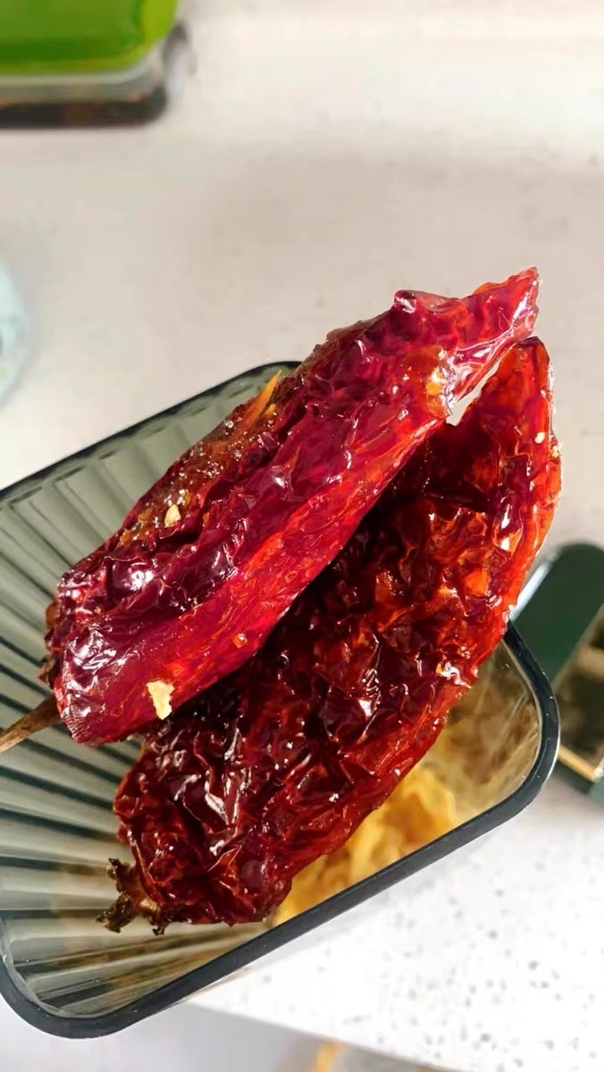 糯米馅的大辣椒果,南瓜香味足足的,糯唧唧的口感,越吃越辣,太适合我