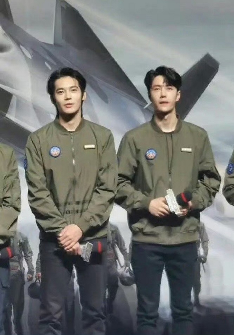 王俊凯于适杨洋王一博的身高  是不是王一博和于适高点?