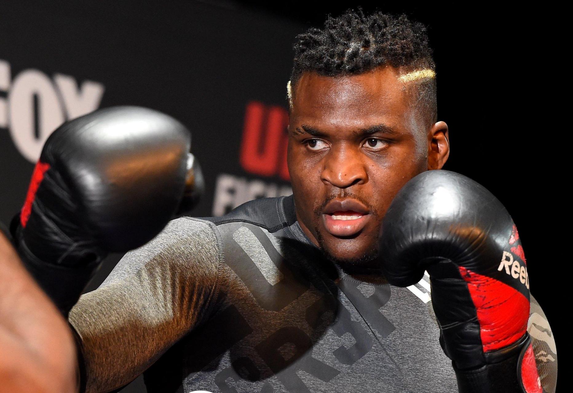 前ufc重量级冠军铁血弗朗西斯-纳甘诺跨界(拳击规则下)比赛接连输给了