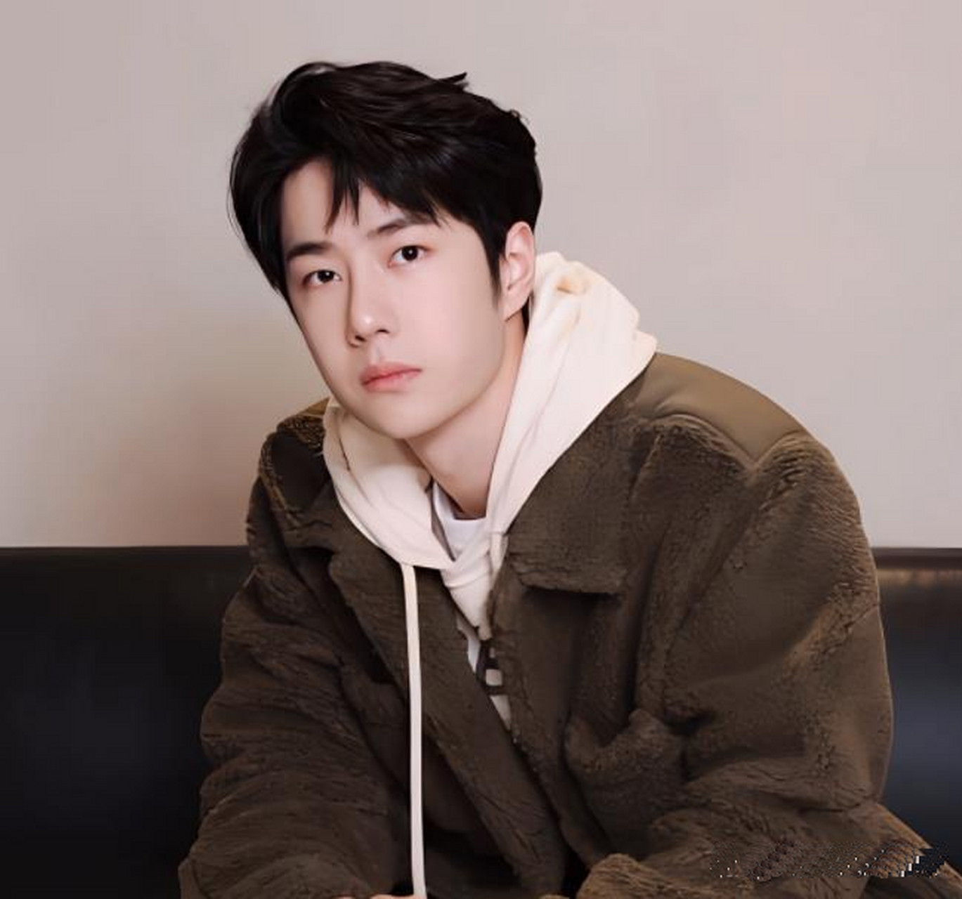 王一博被曝致女生怀孕,乐华火急火燎发声明.