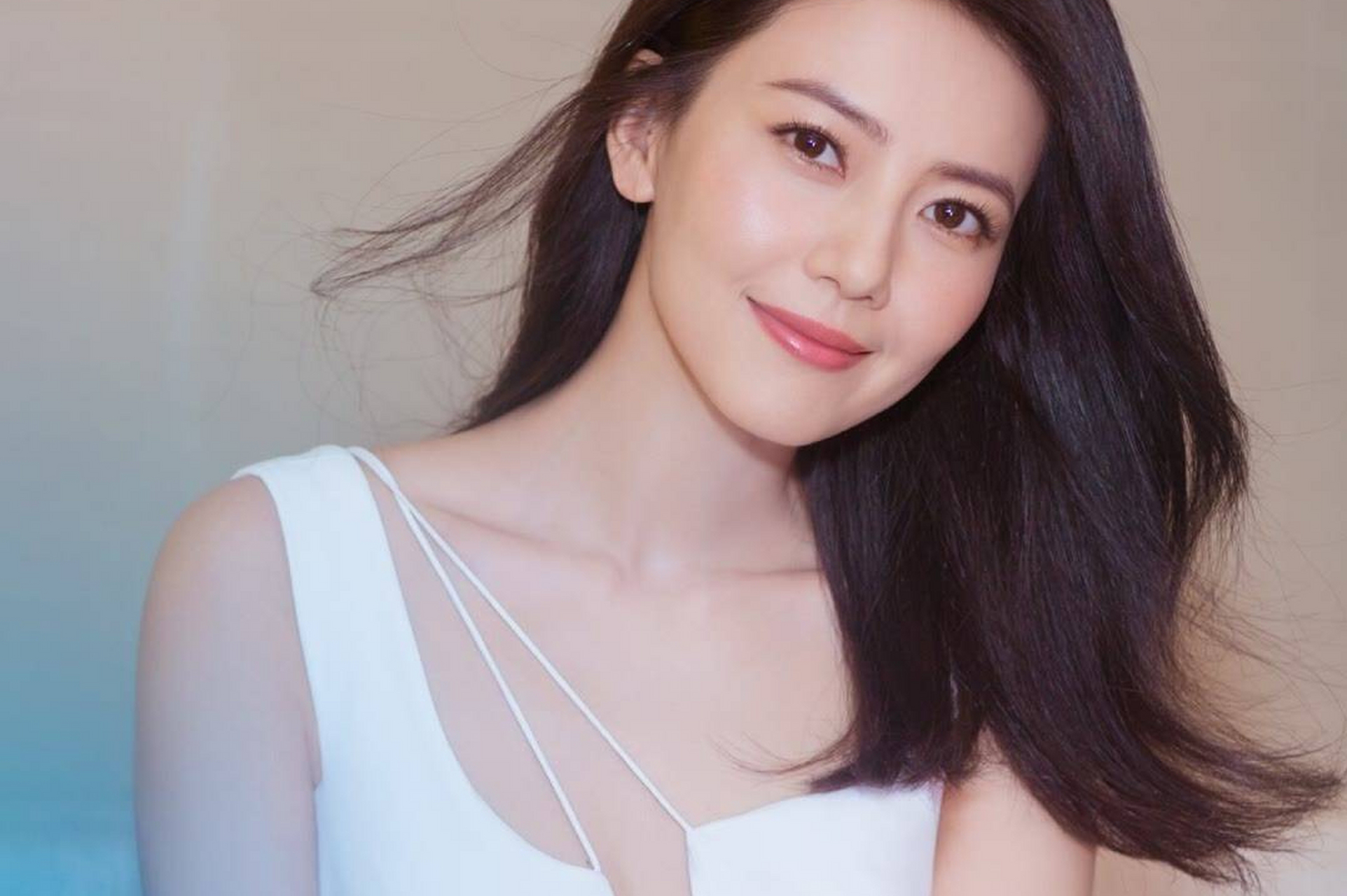 惊艳时光的女神高圆圆,美貌与演技双绝!揭秘她的幸福生活与健康之道.