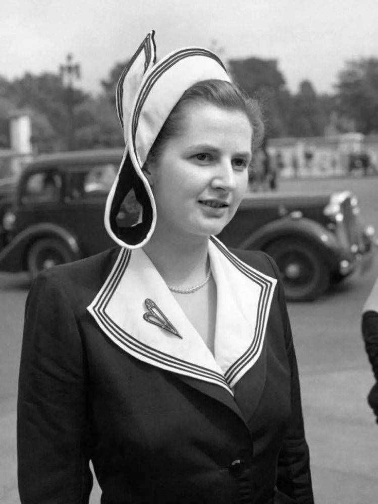 撒切尔夫人:坚持给丈夫做早饭,晚年忘记丈夫已死,和他画像说话