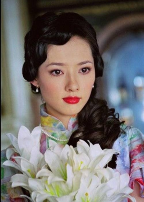 陈奕迅的mv,短发的样子让人怜爱从此便开始了艰难的成名之路郭碧婷想