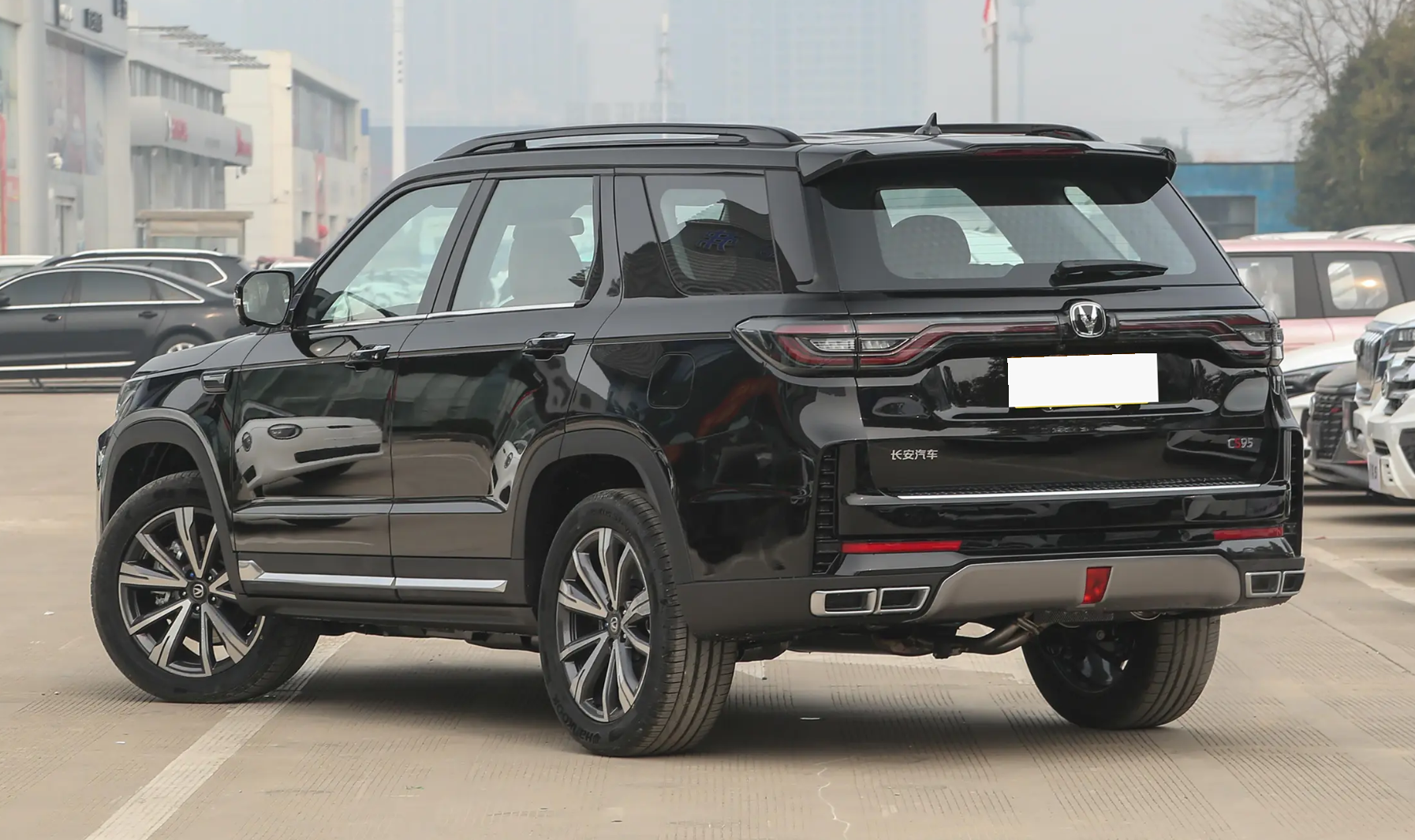 0t 爱信8at,无人知的cs95